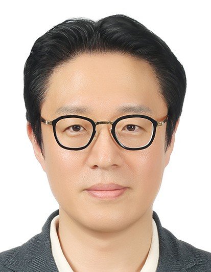 Woong Kim
